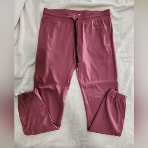 Zyia Muted Mulberry peak joggers